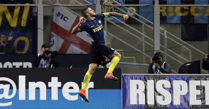 Inter Milan's Mauro Icardi celebrates after scoring during the Serie A soccer match between Inter Milan and Torino at the Milan San Siro stadium, Wednesday, Oct. 26, 2016. (AP Photo/Luca Bruno)