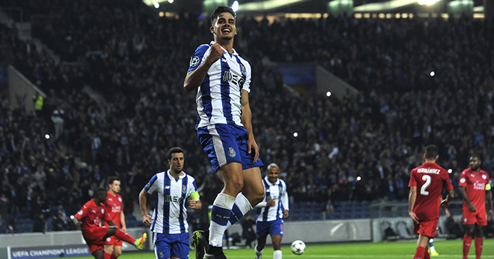 Porto's Andre Silva celebrates after scoring his side's fourth goal during a Champions League group G soccer match between FC Porto and Leicester City at the Dragao stadium in Porto, Portugal, Wednesday, Dec. 7, 2016. (AP Photo/Paulo Duarte)